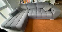 Sofa mit elektrischer Ausziehfunktion Niedersachsen - Isernhagen Vorschau