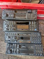 4 Blaupunkt Autoradios Retro 90er inkl. 2 CD Wechsler Niedersachsen - Aurich Vorschau