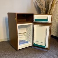 1x Electrolux Minibar Kühlschrank Minikühlschrank Berlin - Zehlendorf Vorschau