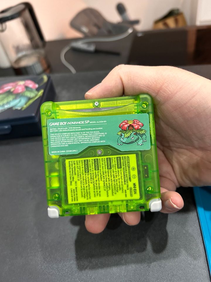 Gameboy advance sp pokemon Edition transparent in Lüdenscheid