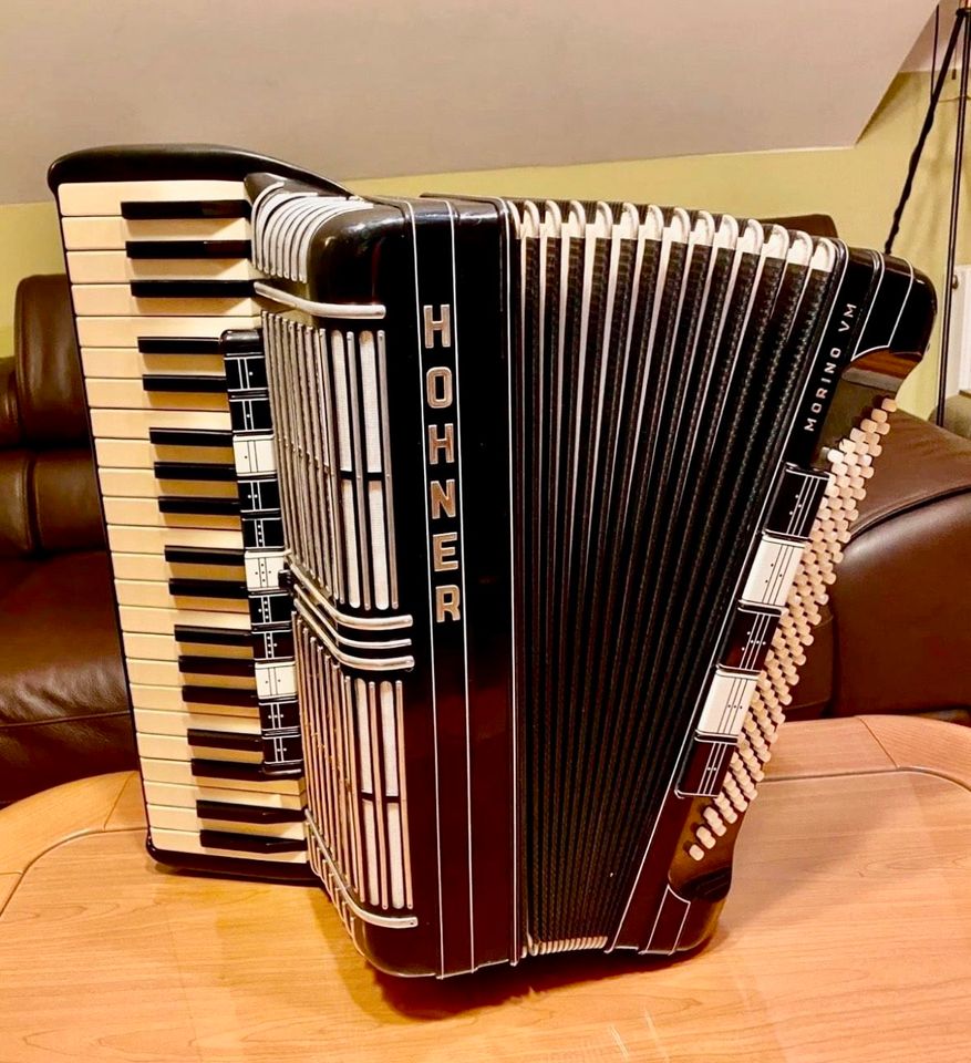 Suche Akkordeon Hohner Morino VM 120 in Berchtesgaden