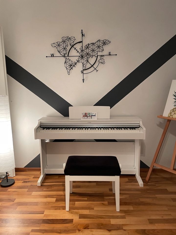 Yamaha Epiano Clavinova YDP CLP mieten mit Lieferung in Bonn