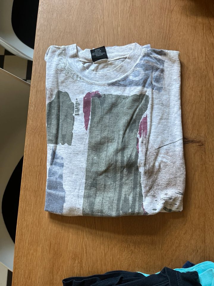 7 T Shirt Gr.M/L aus reine Baumwolle in Düsseldorf