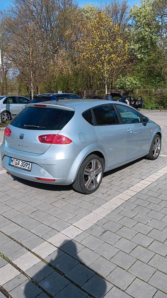 Seat leon 1.6tdi Euro5 facelift in München