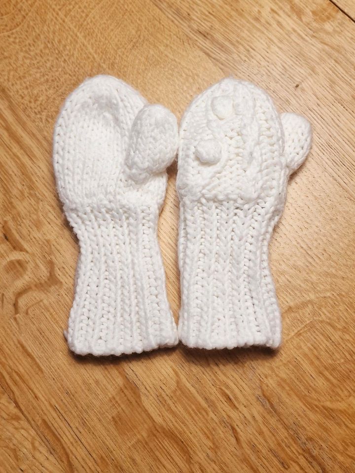 Warme Baby Handschuhe Größe 62/68 in Nürnberg (Mittelfr)