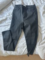 Only Lederimitat Jeans schwarz Gr L NEU Berlin - Schöneberg Vorschau