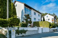 Großzügiges Zweifamilienhaus mit idyllischem Garten und Weitblick über Schwandorf! Bayern - Schwandorf Vorschau