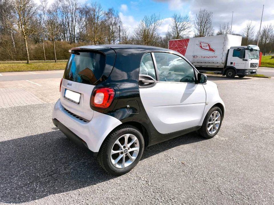 Smart fortwo BJ 2016 / 453 Passion abzugeben. in Norden