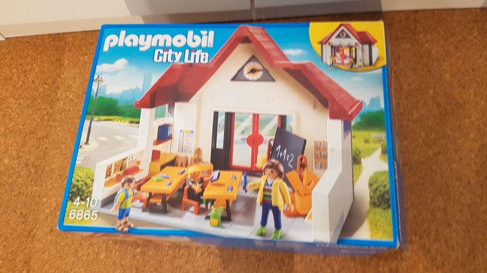 Playmobil City Life 6865 - Schulhaus in Regenstauf