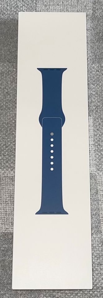 Apple Watch - Alaskan Blue - Sport Armband - 44mm - gebraucht in Dormagen