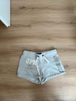 Superdry Shorts Kurze Hose Sweatpants Gr. S 36 grau mit Glitzer Nordrhein-Westfalen - Oberhausen Vorschau