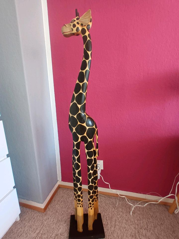 Deko-Giraffe in Wedel