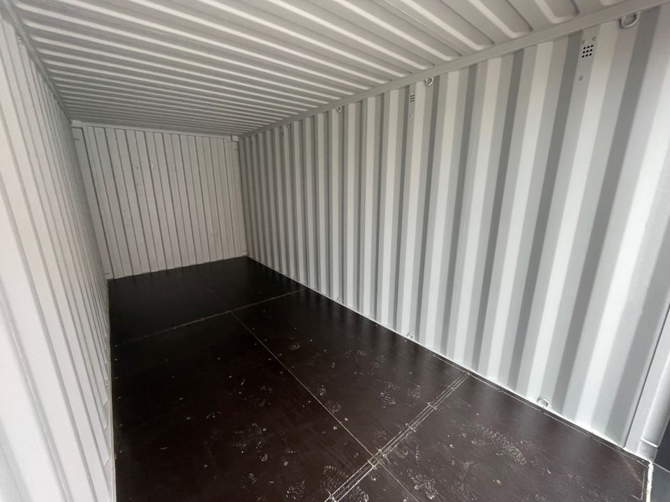 20ft neuwertig Seecontainer 6m Materialcontainer oneway Container in Freiburg im Breisgau