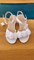 Brautschuhe Sandalen mit 3D Blüten weiß Größe 39 - neu ungetragen Hessen - Mörlenbach Vorschau