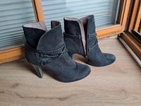 Bequeme Stiefeletten Highheels Tamaris Gr. 41 Anthrazit Nordrhein-Westfalen - Rietberg Vorschau