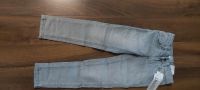 Esprit Jeans  mit verstellbund Gr 116 grey  medium skinny neu Baden-Württemberg - Aichstetten Vorschau