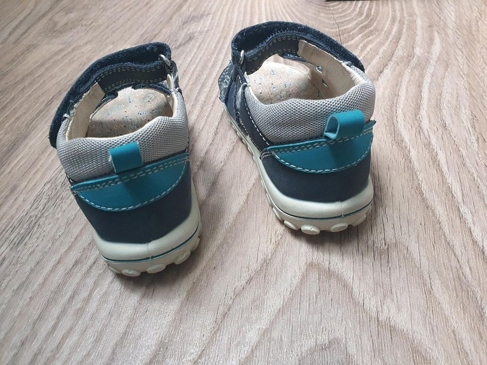 Kinderschuhe Sandalen Primigi Blau Größe 26 in Xanten