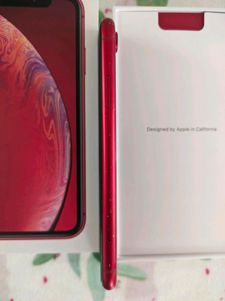 Top Zustand - iPhone XR 128 GB ROT RED mit OVP in Ueckermuende