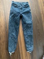 Levi’s Jeans in schwarz, Mom Jeans Bayern - Heroldsbach Vorschau