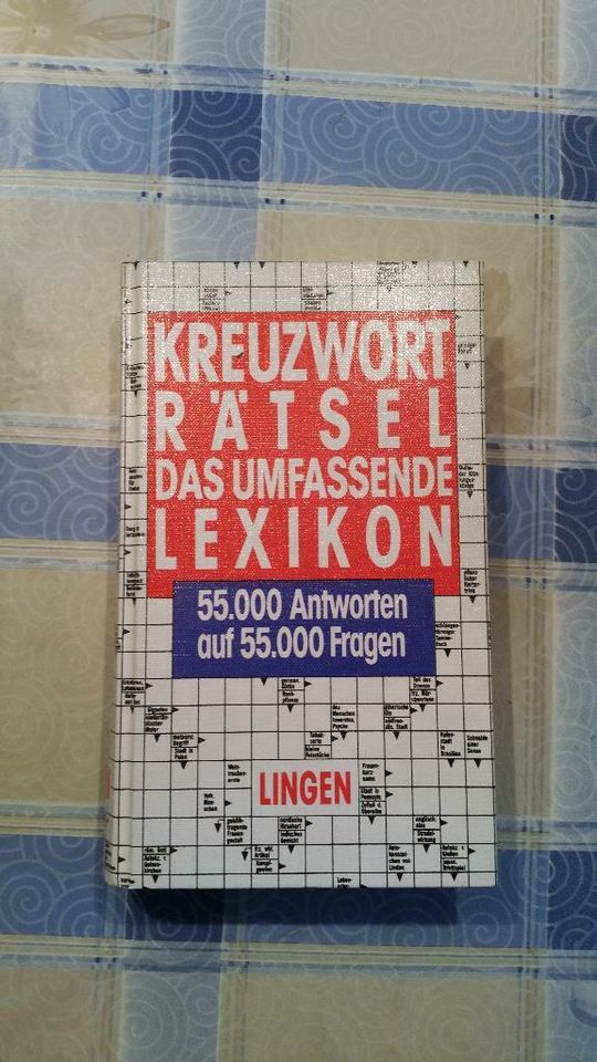 Kreuzworträtsel Lexikon (8 Bücher) in Fachingen