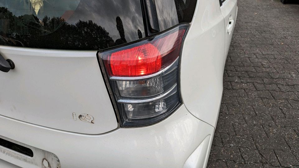 Rückleuchte rechts Toyota IQ 2009 Rücklicht in Nordrhein-Westfalen -  Mülheim (Ruhr) | Ersatz- & Reparaturteile | eBay Kleinanzeigen ist jetzt  Kleinanzeigen