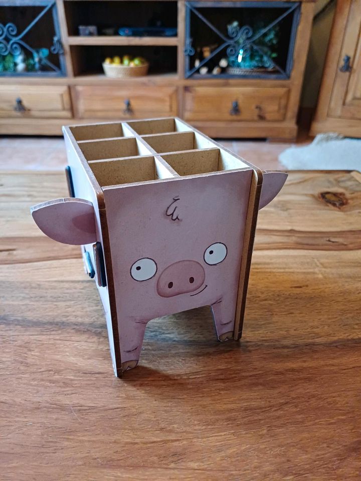 Design Schwein Ferkel Stiftehalter Holz Köcher Schreibtisch in Filderstadt