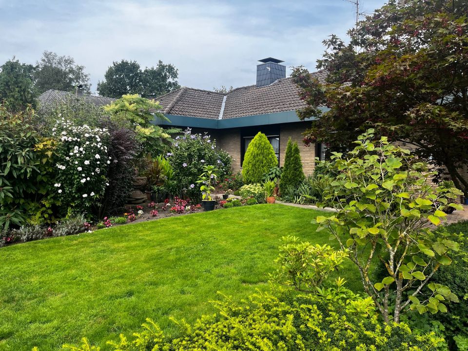 Provisionsfrei!  Exklusiver Winkelbungalow mit traumhaft angelegtem Garten in Salzbergen