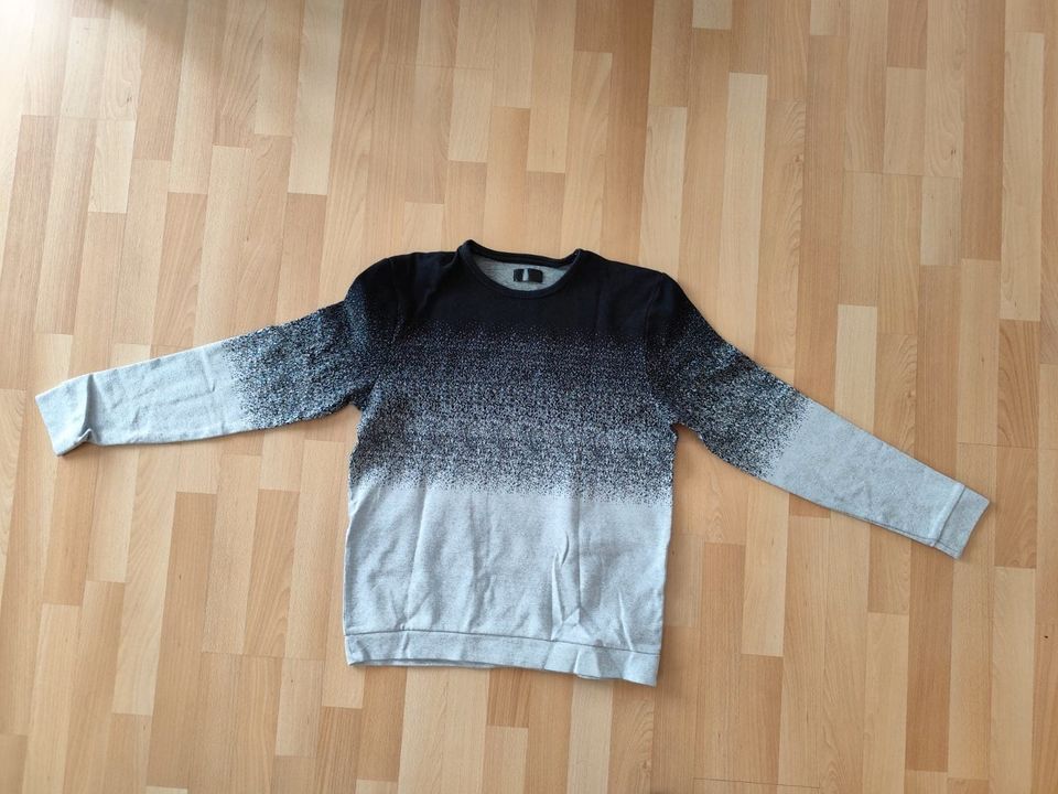Pullover von Zara (Größe M) in Nagold