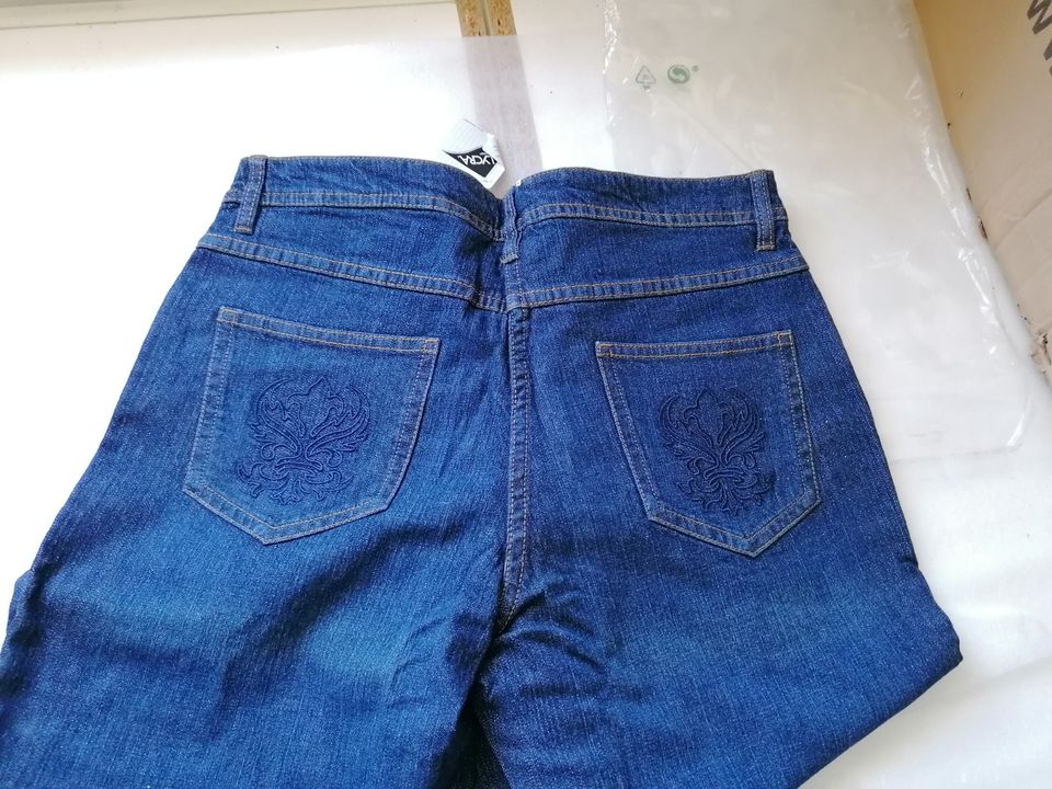 Damen Stretch Jeans im dezenten Used Look Größe 40 in Bad Laer