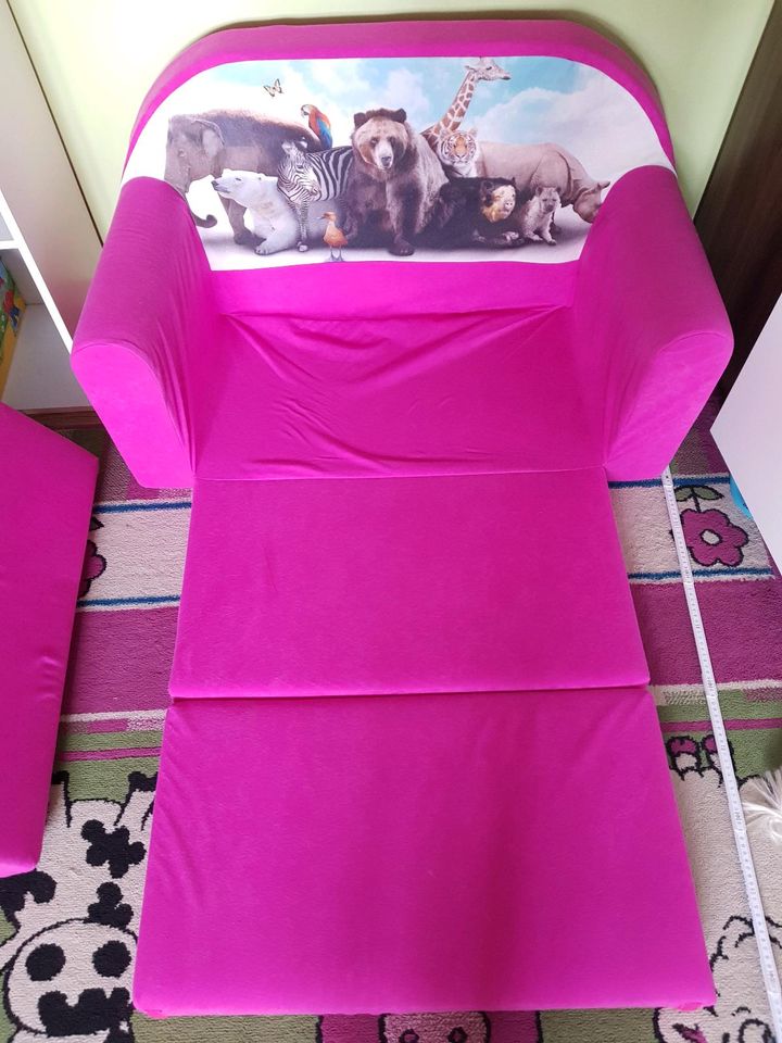 Kindersofa ausklappbar pink - Schlafsofa - mit 2 Kissen in Ebensfeld