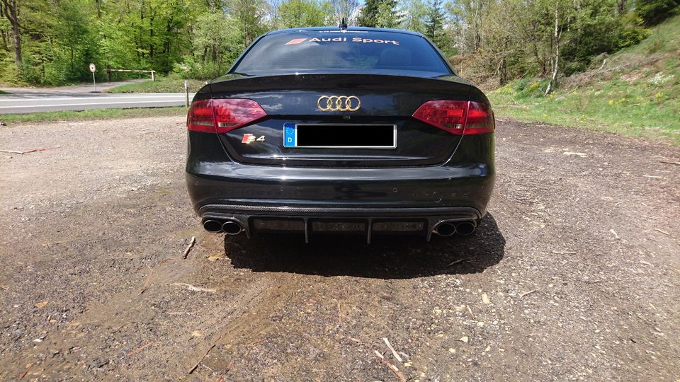 Audi A4 S4 RS4 B8 8K Ringe Emblem hinten Heck Gold in Herscheid