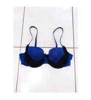 Bügel BH mit Spitze Blau/schwarz von Hunkemöller Gr.75C Baden-Württemberg - Bühlertal Vorschau