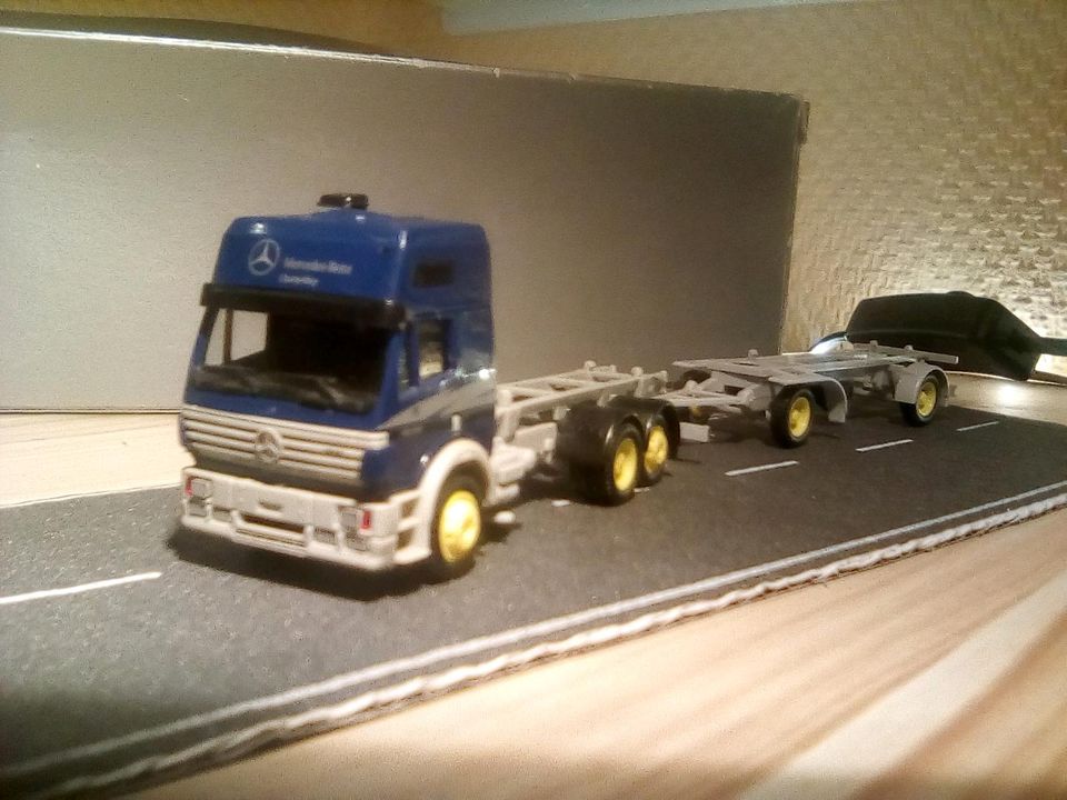 Herpa Lkw MB SK Eurocab Wechselkoffer Hgz Charterway Mercedes in Leverkusen