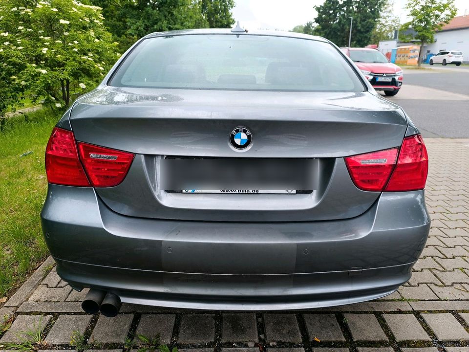 BMW 330i E90 Limousine in Ebelsbach