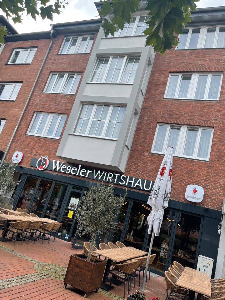 Ab sofort Servicekräfte / Kellner /-in Weseler Wirtshaus in Wesel