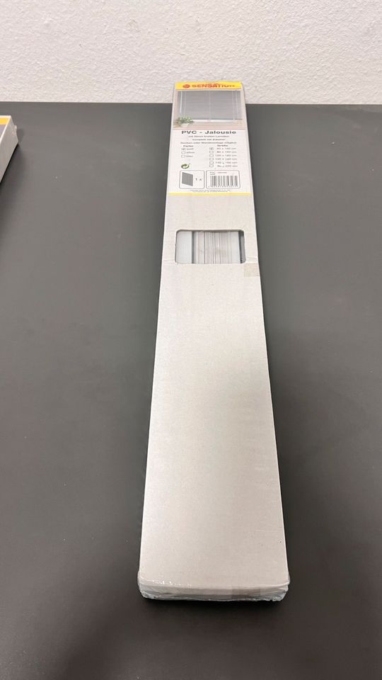 PVC Jalousie ca 60 x 160 cm weiß Neu & OVP in Hamburg