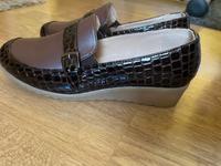 NEU ungetragen ECHT LEDER Schuhe mit Keilabsatz elegant braun Bayern - Regensburg Vorschau