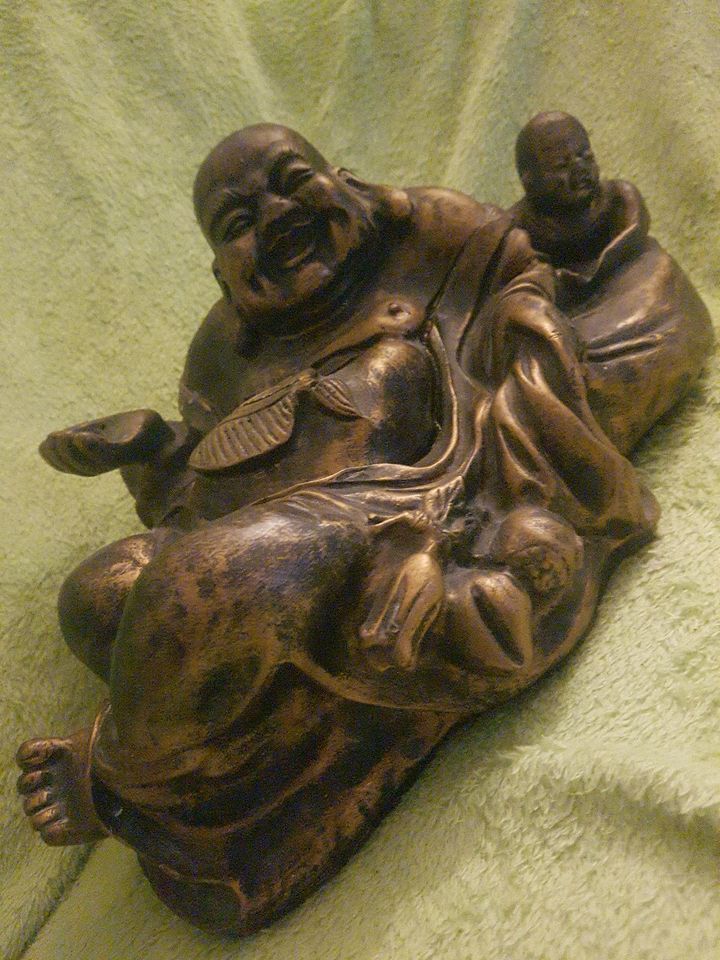 Große schöne Buddafigur in Berlin