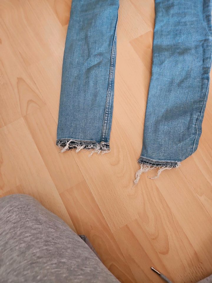 Zara Jeans gr 36 in Velten