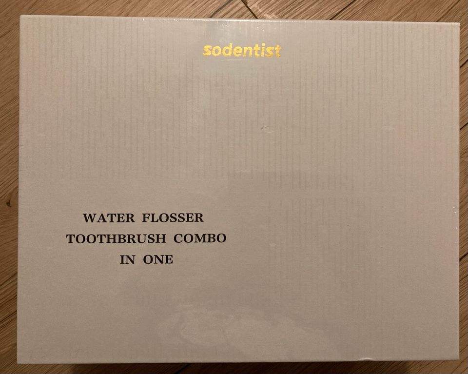 Sodentist water Flosser Toothbrush Combo in One in Dresden