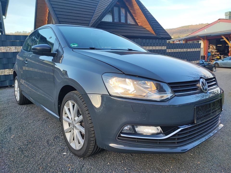 Volkswagen Polo V Highline BMT/Start-Stopp/Alu/2.Hand/PDC/ in Bad Ems