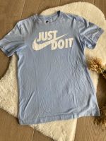 Nike ~ Shirt ~ Gr. XS Rostock - Gartenstadt Vorschau