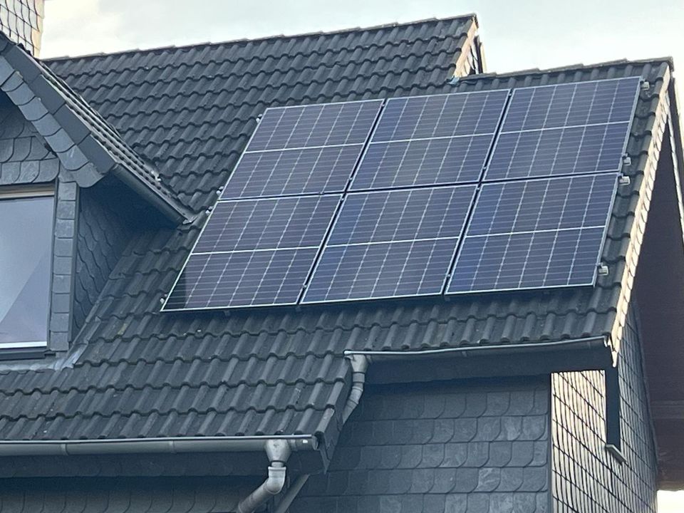 Einfamilienhaus mit Garten, Pool, Garage sowie PV-Anlage und Wallbox in Castrop-Rauxel