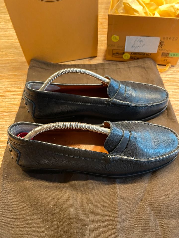 Tod‘s Damenschuhe, Slipper/Loafer, Größe 37, Blau, Reptilmuster in Düsseldorf