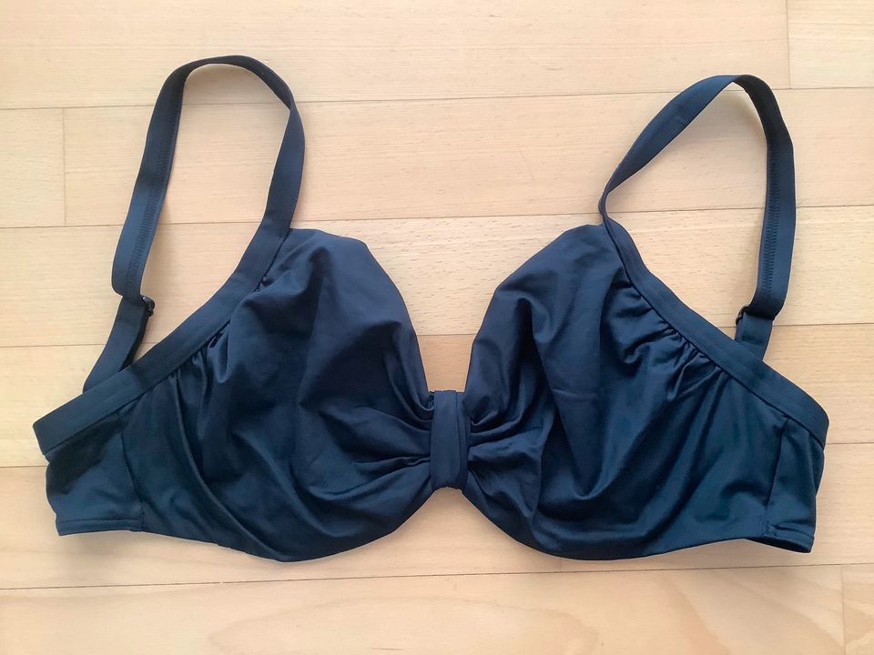 Bügel-Bikini-Top, Gr. 40 E, Lascana, schwarz (ohne Hose) in Langen (Hessen)