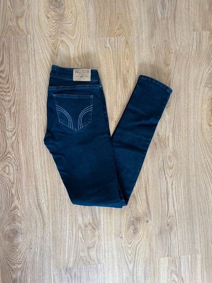 Hollister Jeans *Top Zustand* W24/L31 in Münster