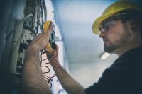 Elektroinstallateur (m/w/d) ab 16,00€/h je nach Qualifikation Niedersachsen - Leer (Ostfriesland) Vorschau