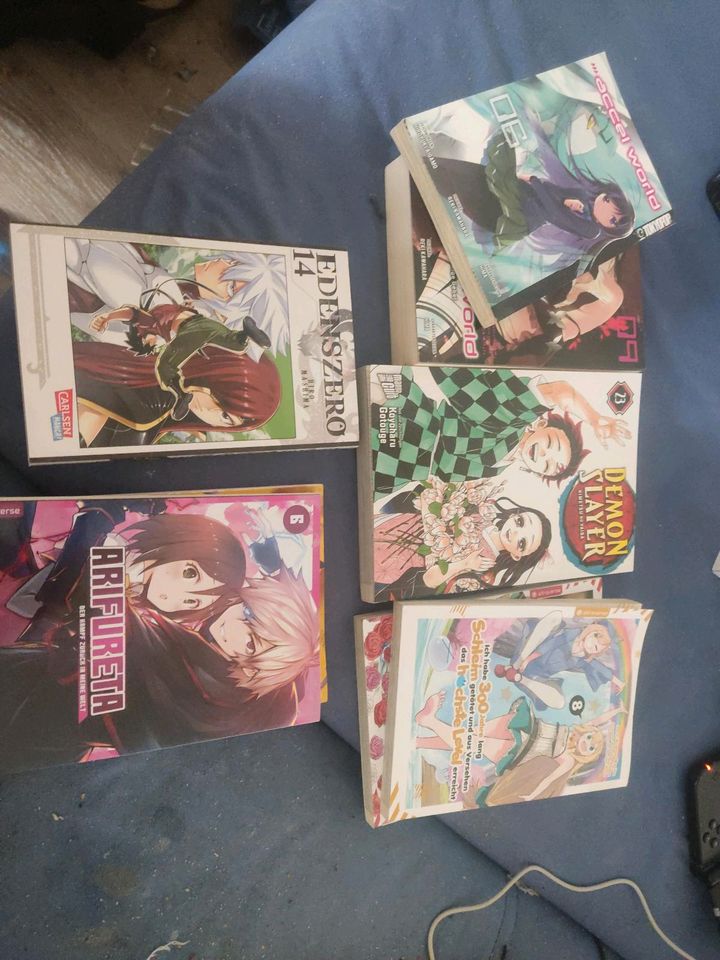 Verschiedene Mangas zum kaufen oder tauschen in Stuttgart