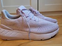 Adidas Swift Run 22 Damen | Größe 39 1/3 | Neu ohne Karton Hessen - Wiesbaden Vorschau
