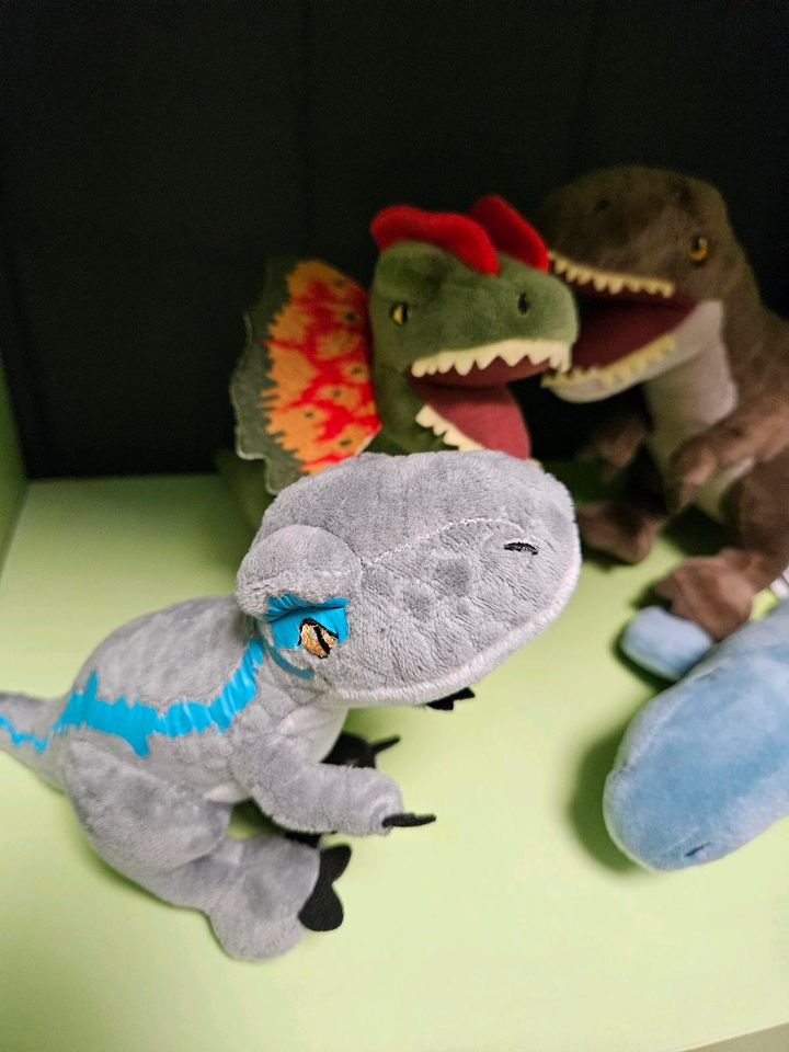 Jurassic World Kuscheltiere in Bischofswerda